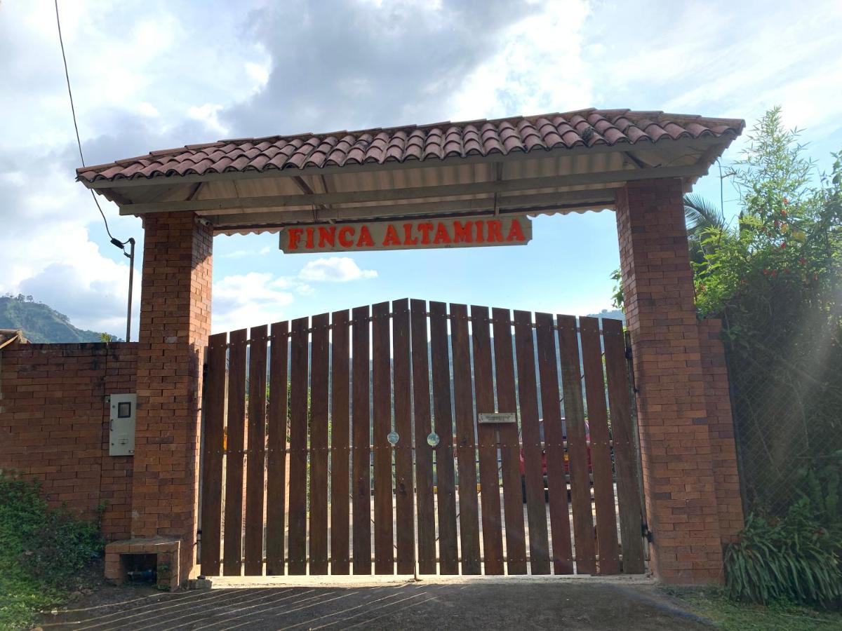 Finca Altamira La Vega  Eksteriør billede